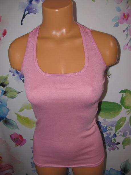 Růžové letní pružné tričko s krajkou v.146/152, 146