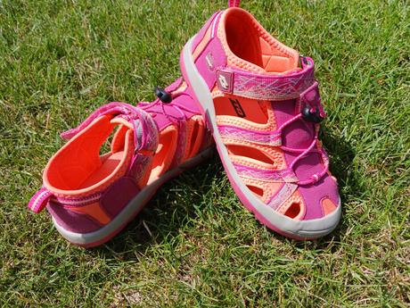 Sandálky č.33, lotto,33