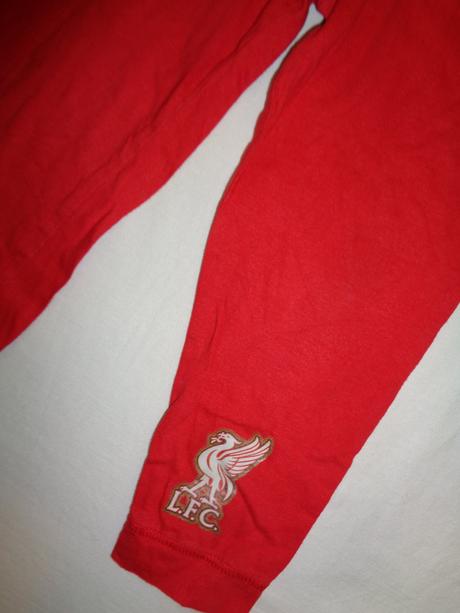 Pěkné červené legíny, 104