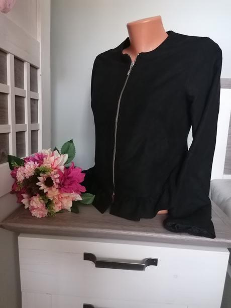 Bunda s kanýrkem, esmara,36