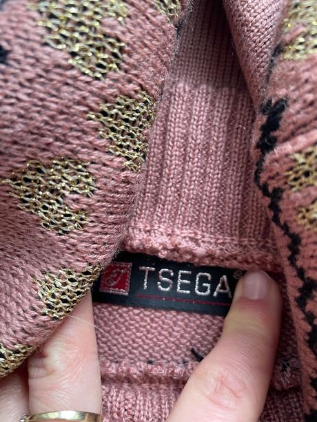 Svetr zimní - v.cca 134-140, 140