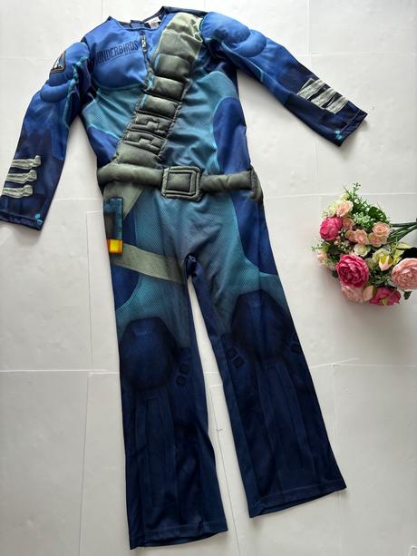 An14/ kostym thunderbirds - v.7/8 let, 