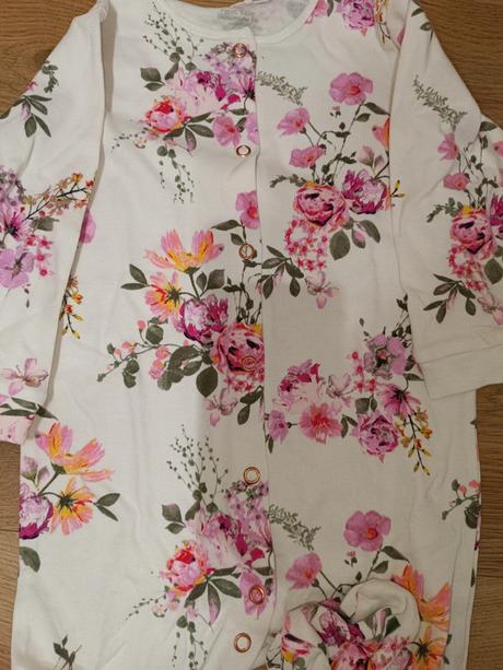 Bílý overal s květy 86 next, next,86