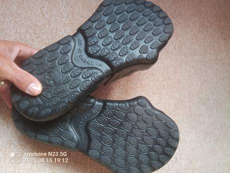 Pantofle "lebka" vel."40/41" ženy i muži, 41