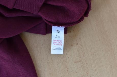 Mikina vel. 4 roky, tu,104