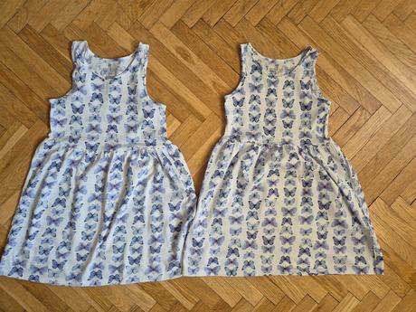 2x šaty s motýlky, 128