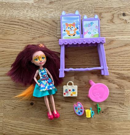 Mattel enchantimals art studio felicity fox &flick, 