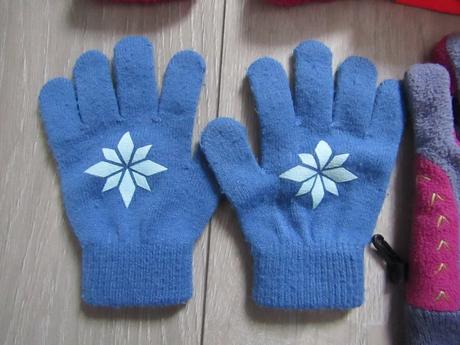 Rukavice vel.cca 116/140, 122