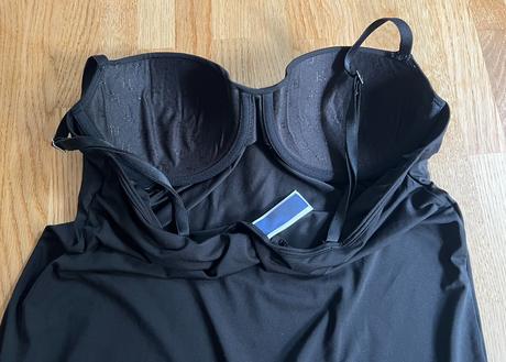 Tílko & top s všitou podprsenkou 75b vel. s/m, m