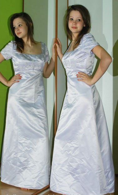 Společenské dlouhé plesové světle fialové šaty, 40