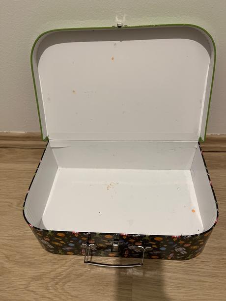 Kufřík na vv nebo cokoli, 