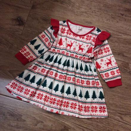 Vánoční šaty, 86