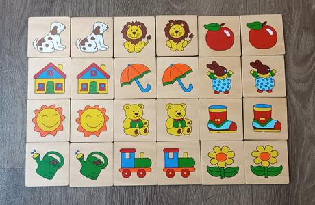2xdřevěné domino,1x dětské dřevěné pexeso,