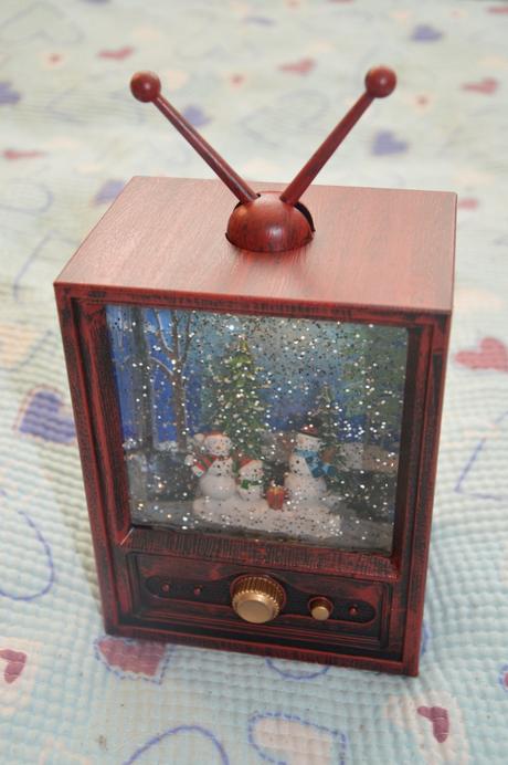 Hrací vánoční skříňka vintage,