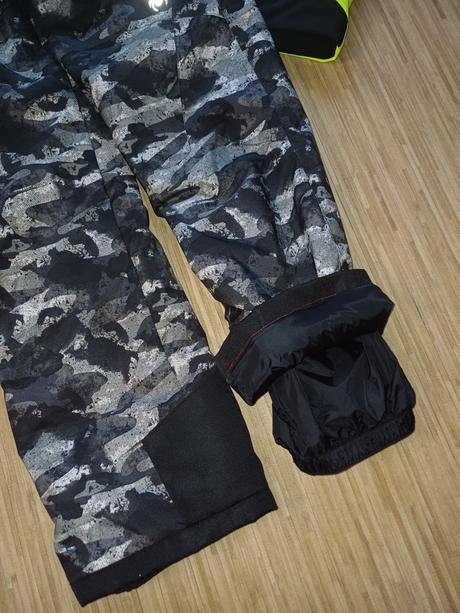 Lyžařský komplet, souprava, set spyder vel.20-176, 176