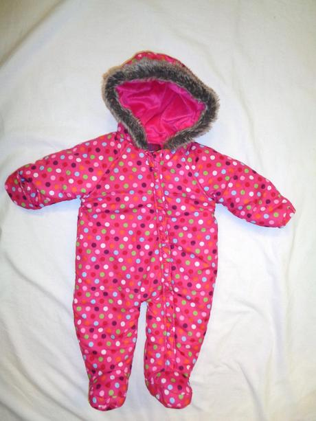 Nádherná růžová zimní kombinéza s puntíky, tu,68