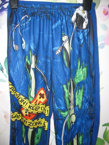 Karnevalové kalhoty-zombie apod., 