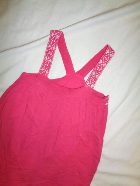 Krásné dlouhé sytě růžové šaty s vyšíváním, vertbaudet,110