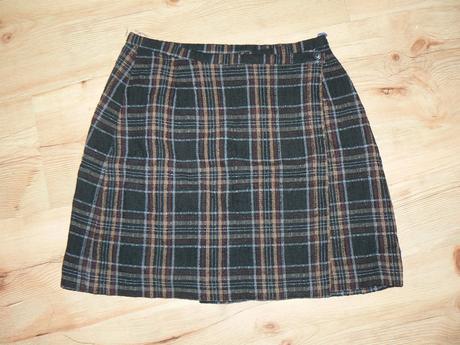 Sukně zavinovačka, 36