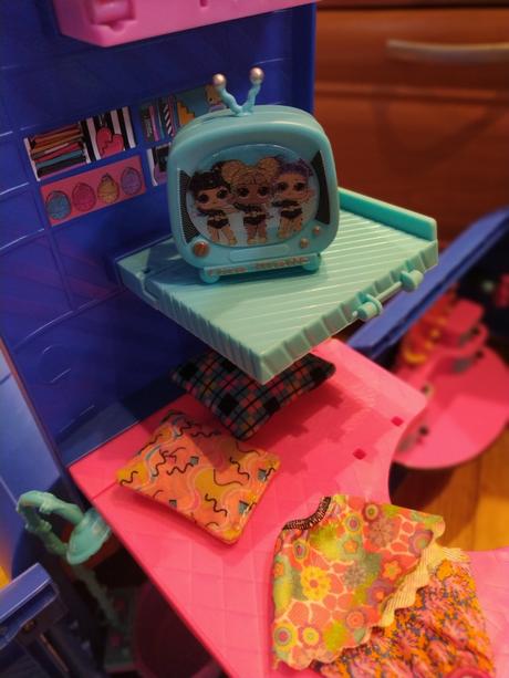 Karavan pro panenky lol surprise omg, 