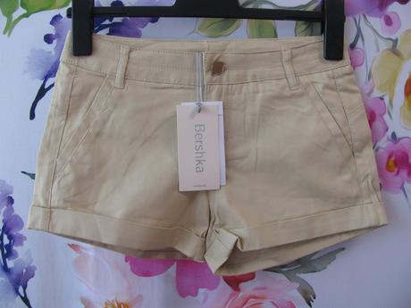 Luxusní elastické béžové kraťasy bershka, bershka,34