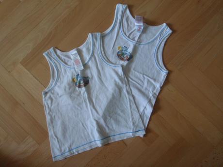 Tílka s mašinkou tomášem, 104