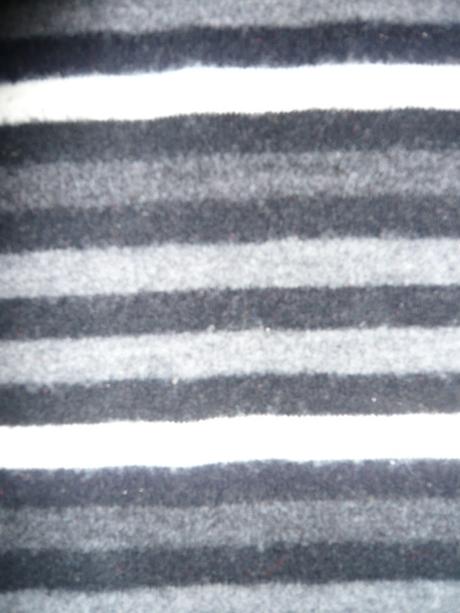 Úpletové pružné šaty s rolákem, 152