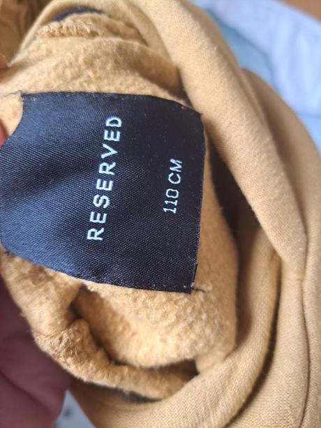 Mikina s kapucí, reserved,110