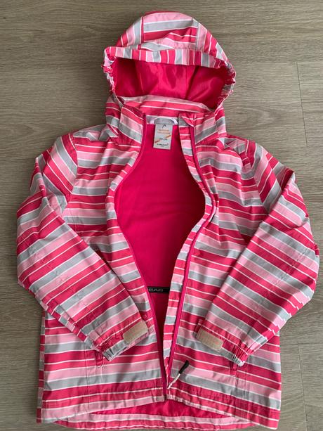 Šusťáková bunda, 134