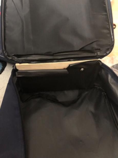 Detsky kufrik lehky na koleckach,