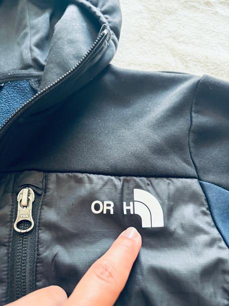 K5/ mikina zn. the north face - v.cca 8/9 let, 134