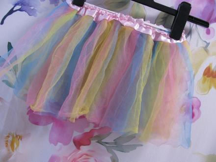 Dívčí tylová barevná sukýnka, 92