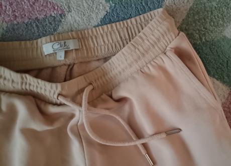 Krásné teploučké bavlněné tepláky zn.c&a, c&a,s