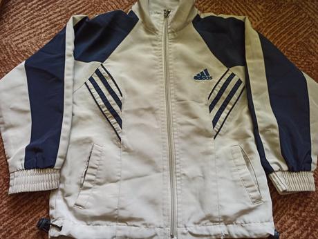 Bunda, mikina, džíny a čepice, 104–116