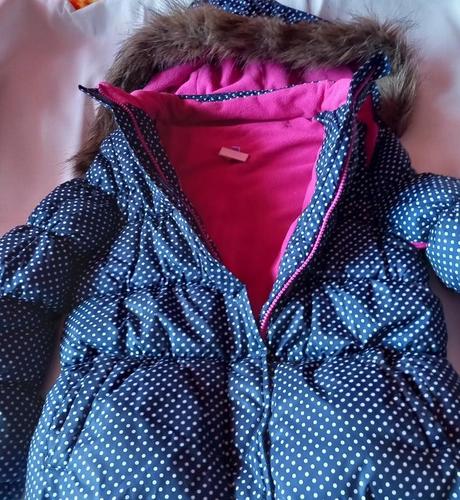 Op 5. velmi teplá dívčí bunda "2 v 1", 9 let, john lewis,134