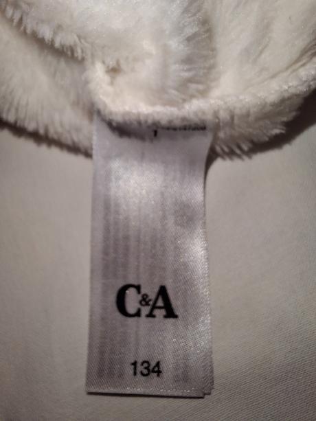 Svetr s tučňákem, c&a,134