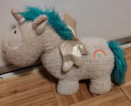 Velký plyšový jednorožec,