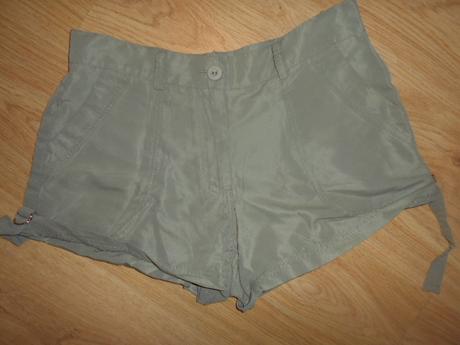 Dívčí,dámské šortky vel.s/m    158/164    2  kusy, 158