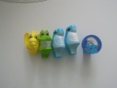 Krytky na zubní kartáčky,