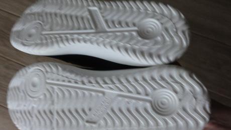 Dětské tenisové boty na suchý zip, 35