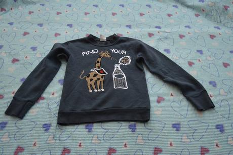 Mikina mikinka s flitry a aplikacemi, 140