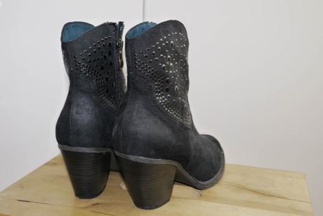 Polokozacky marco tozzi vel.37 cerne, marco tozzi,37