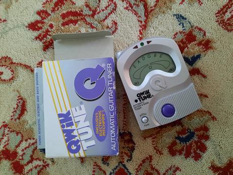 Kytarová ladička qwik tune qt-11, 