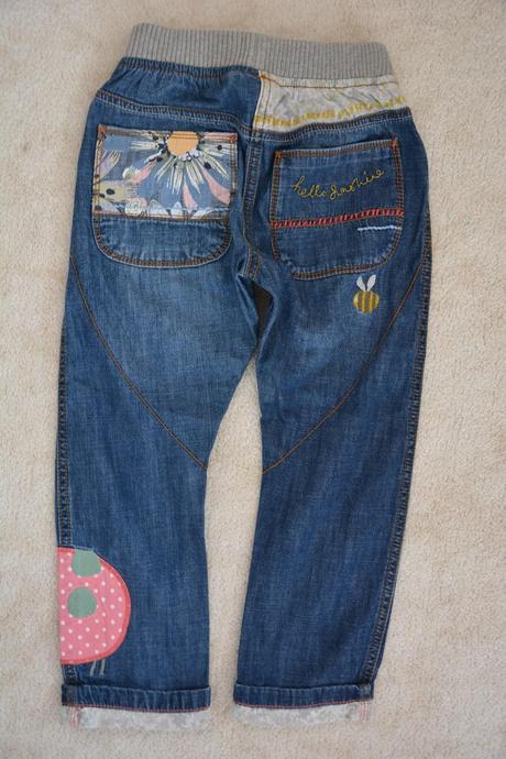 Beruškové džíny, next,110