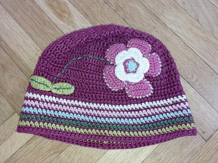 Háčkovaná čepička, 98