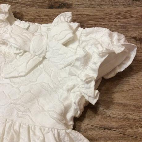 Slavnostní šaty se vzorem a mašlí, 86