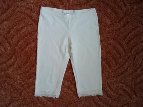 Bílé smetanové 3/4 legíny s krajkou, 140