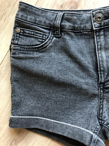 Kraťasy, velikost 36, terranova,36