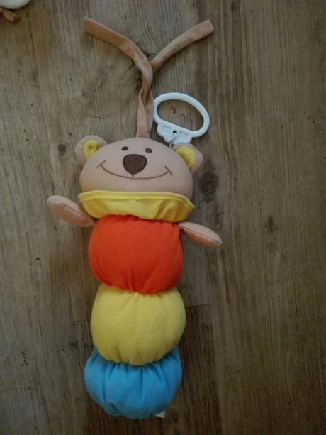 Plysový medvídek, hraje ukolebavku, 