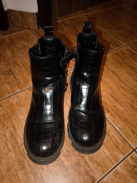 Kotníkové boty, baťa,36